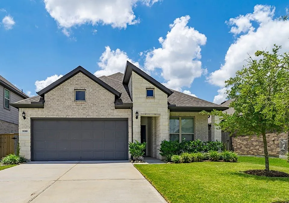 14368 Cedar Shadow Dr