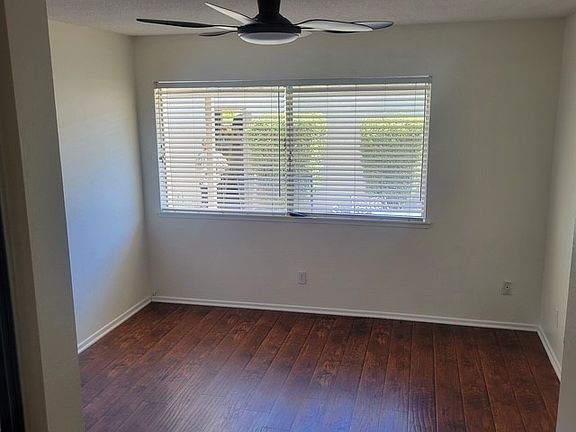 5th image of 13946 Chelmsford Walk