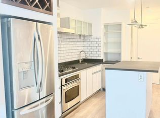 4427 Purves St APT 3D, Long Island City, NY 11101