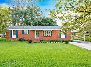 313 W 3rd Ave, Raeford, NC 28376