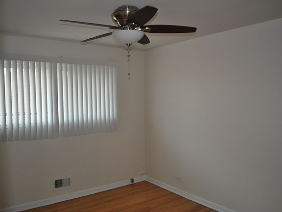 2nd image of 7343 N Kenneth Ave
