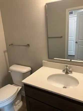 Bluff Crossing Apartments — Photo 7