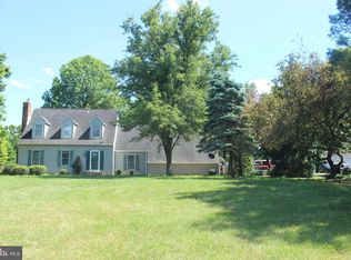 320 Georgetown Rd, Columbus, NJ 08022