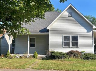 740 E St NE, Linton, IN 47441