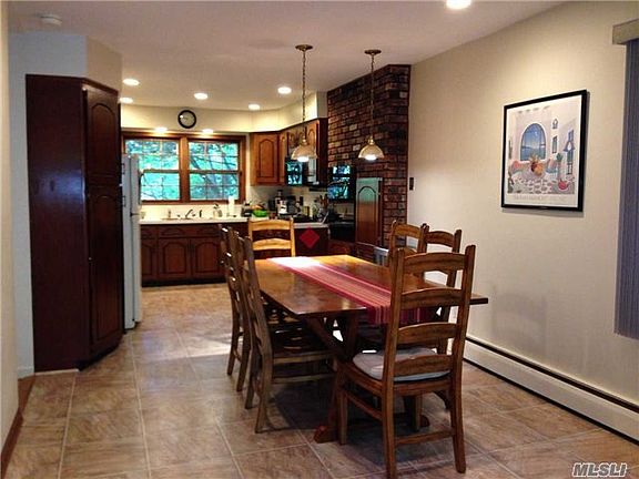 5th image of 5 Barrington Pl