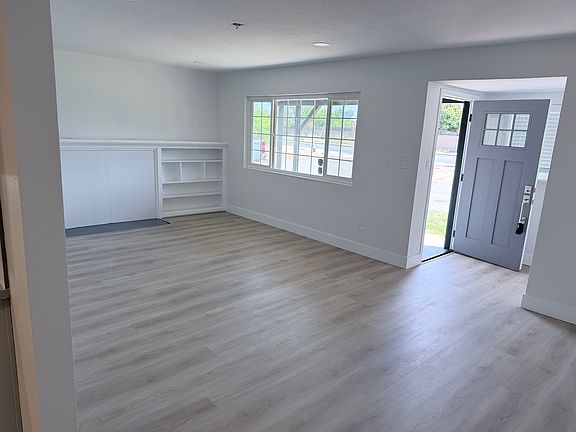 3rd image of 9347 Kiefer Blvd
