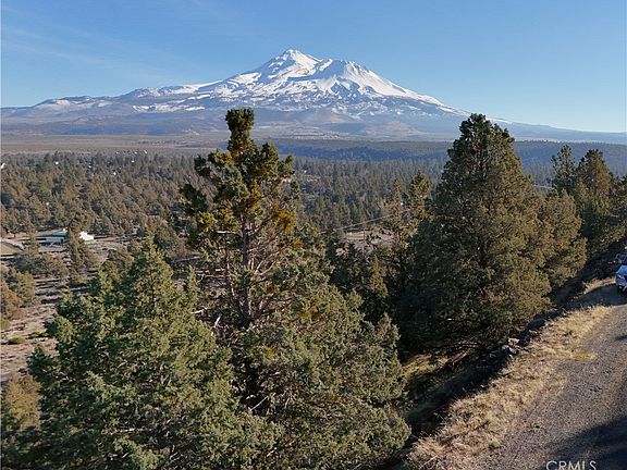 2nd image of 44 Dwinell Rd