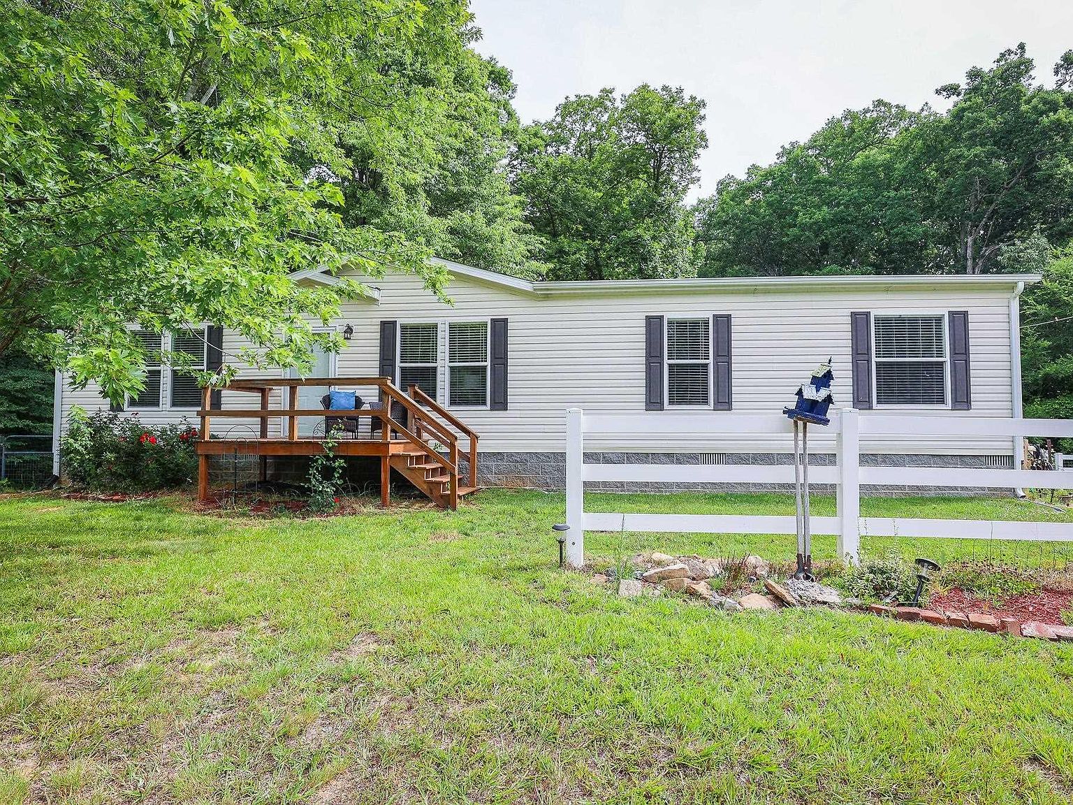 1444 State Route 348 E, Symsonia, KY 42082 | Zillow