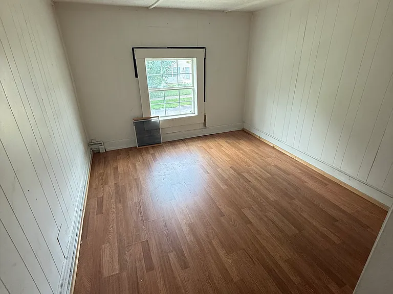 1820 S Livingston St — Photo 6
