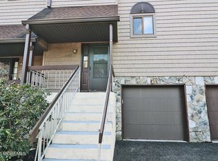 1102 Alpine Trl, Neptune, NJ 07753