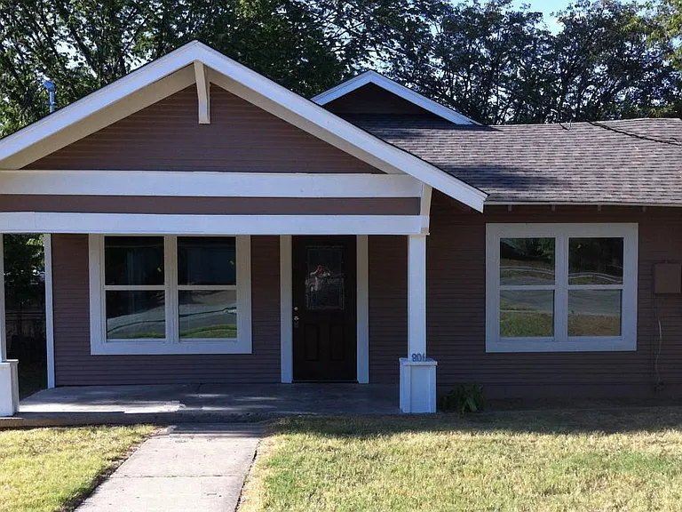 806 Anderson ST, Denton TX 76201