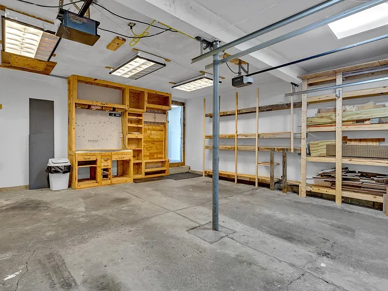 880 Ruskin Dr — Photo 39