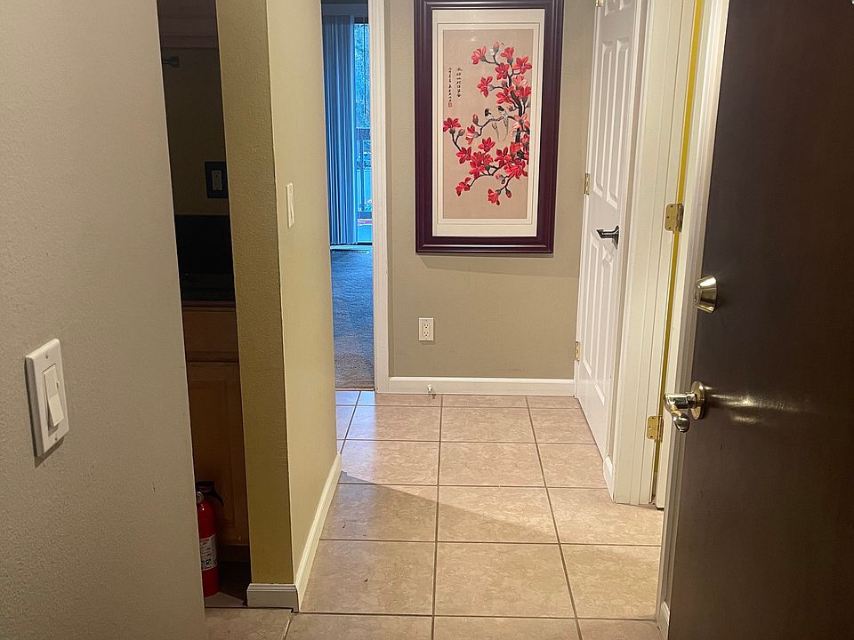 1st image of 1420 153rd Ave NE APT 3805