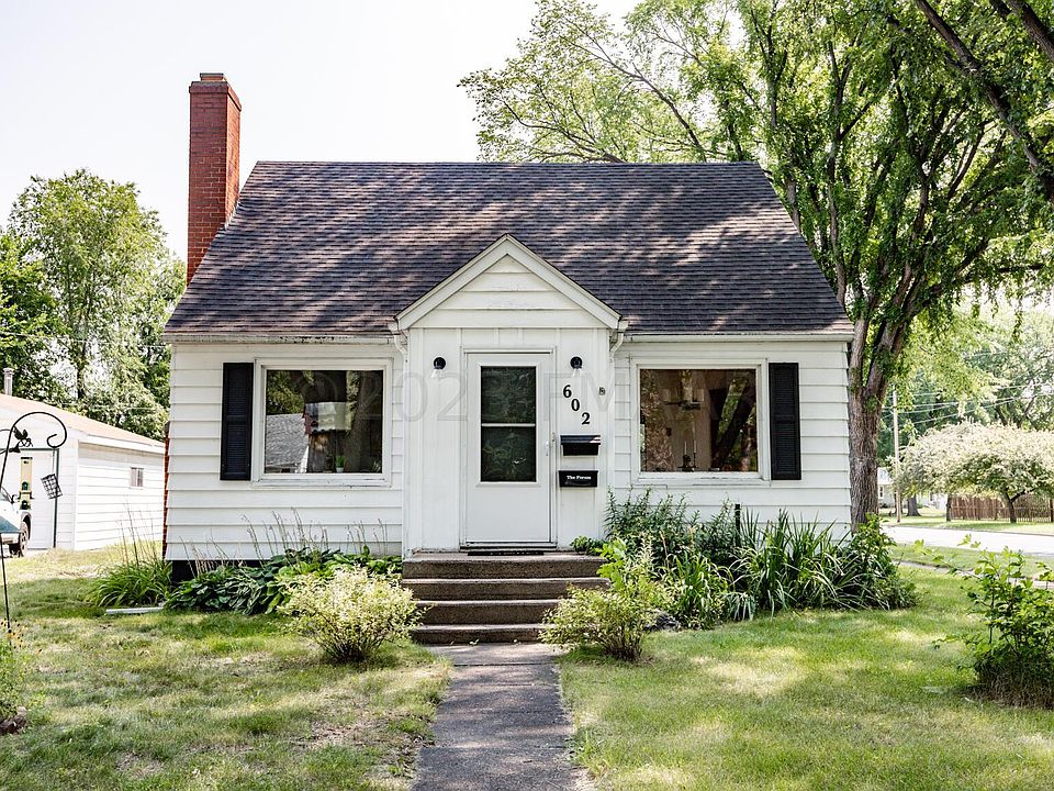 602 15th St N, Moorhead, MN 56560 Zillow