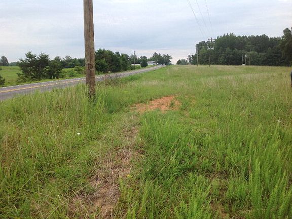 3rd image of L P Bailey Memorial Hwy