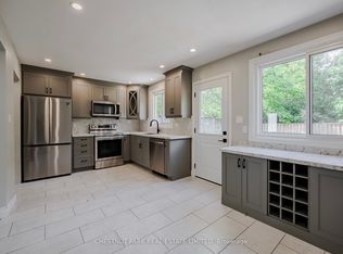 1435 Leighland Rd, Burlington, ON L7R 3S6