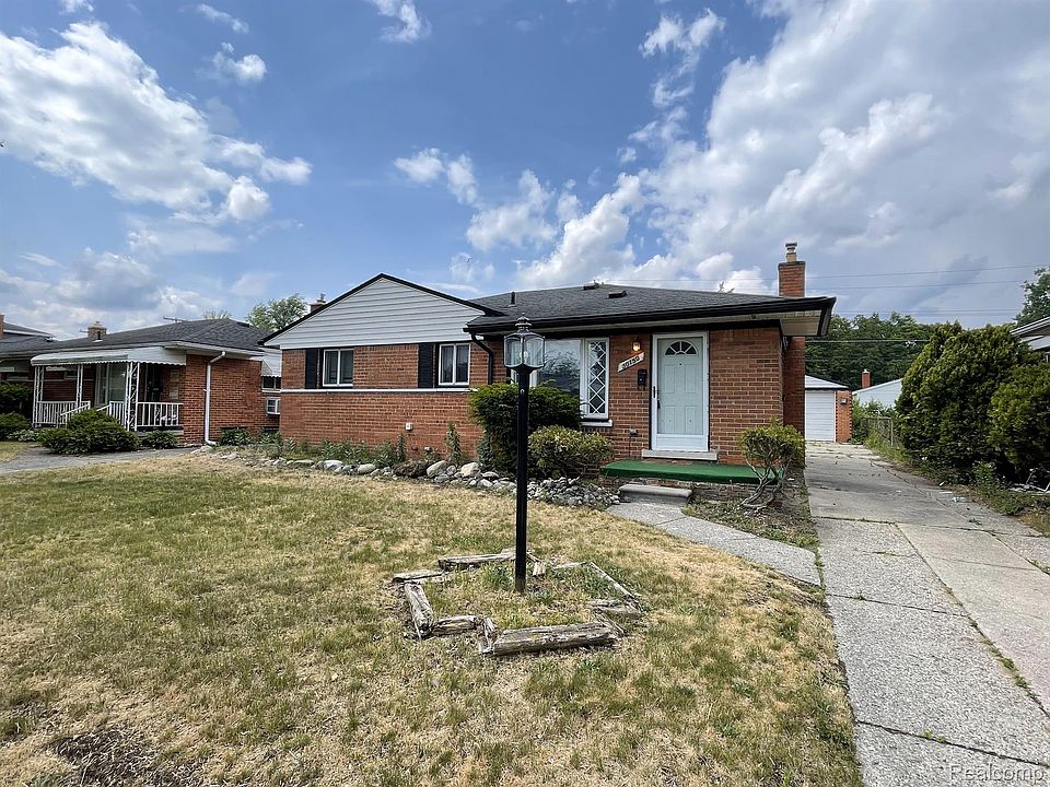 1st image of 30150 Matthew St