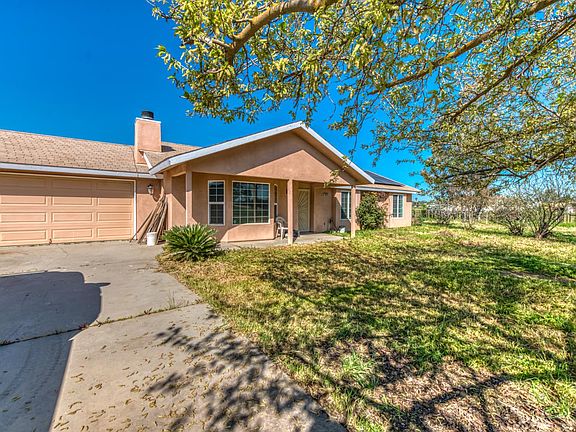 3rd image of 19650 Oakhill Rd