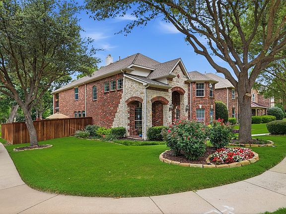 2nd image of 3816 Landsdowne Dr