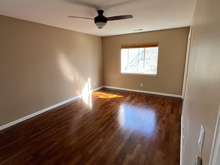 85 Meadowood Dr #C4 — Photo 8