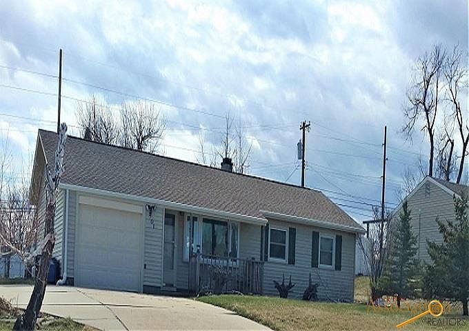 1st image of 701 E Indiana St