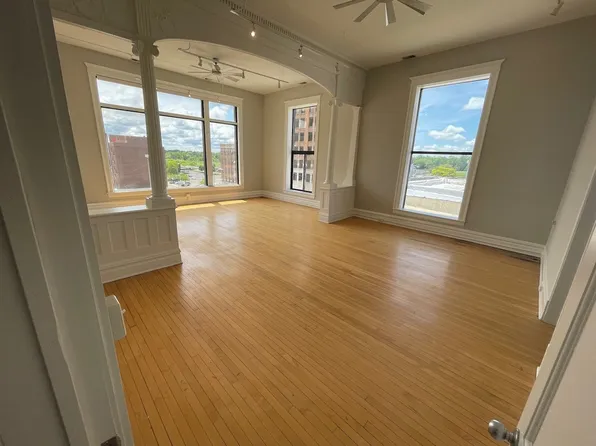 16-20 W. Huron, 16-20 W Huron St Suite 300, Pontiac, MI 48342