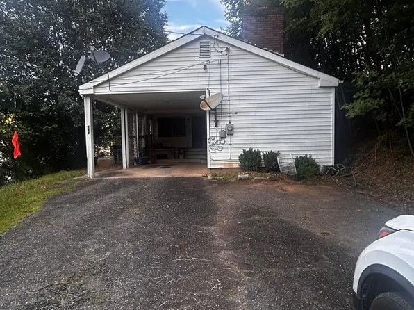 340 Toot Hollow Rd, Bryson City, NC 28713