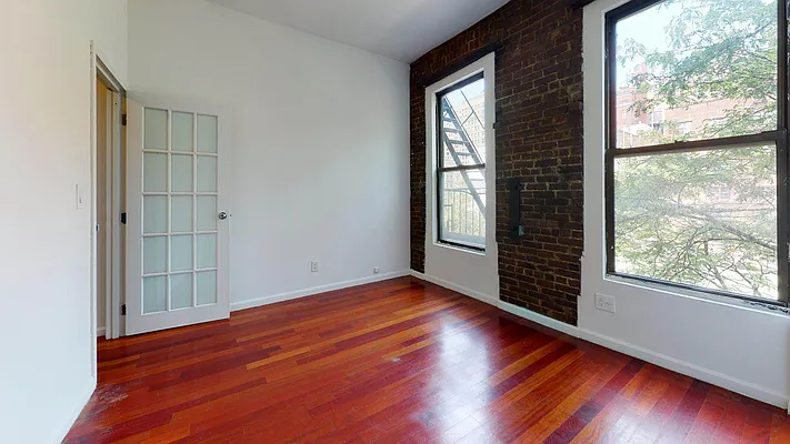 Rented by Bond New York | media 15