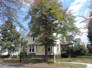 242 Brooks Ave, Rochester, NY 14619