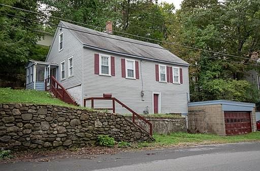 1st image of 165 Greenwood St