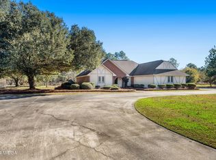 107 Lagoona Dr, Cordele, GA 31015