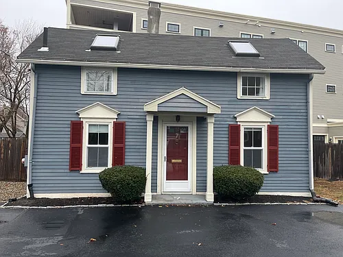 7 Salem St Photo 1