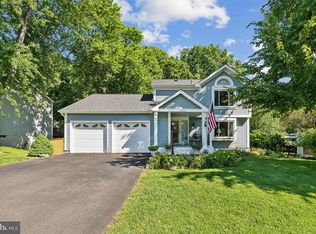16144 Olmstead Ln, Woodbridge, VA