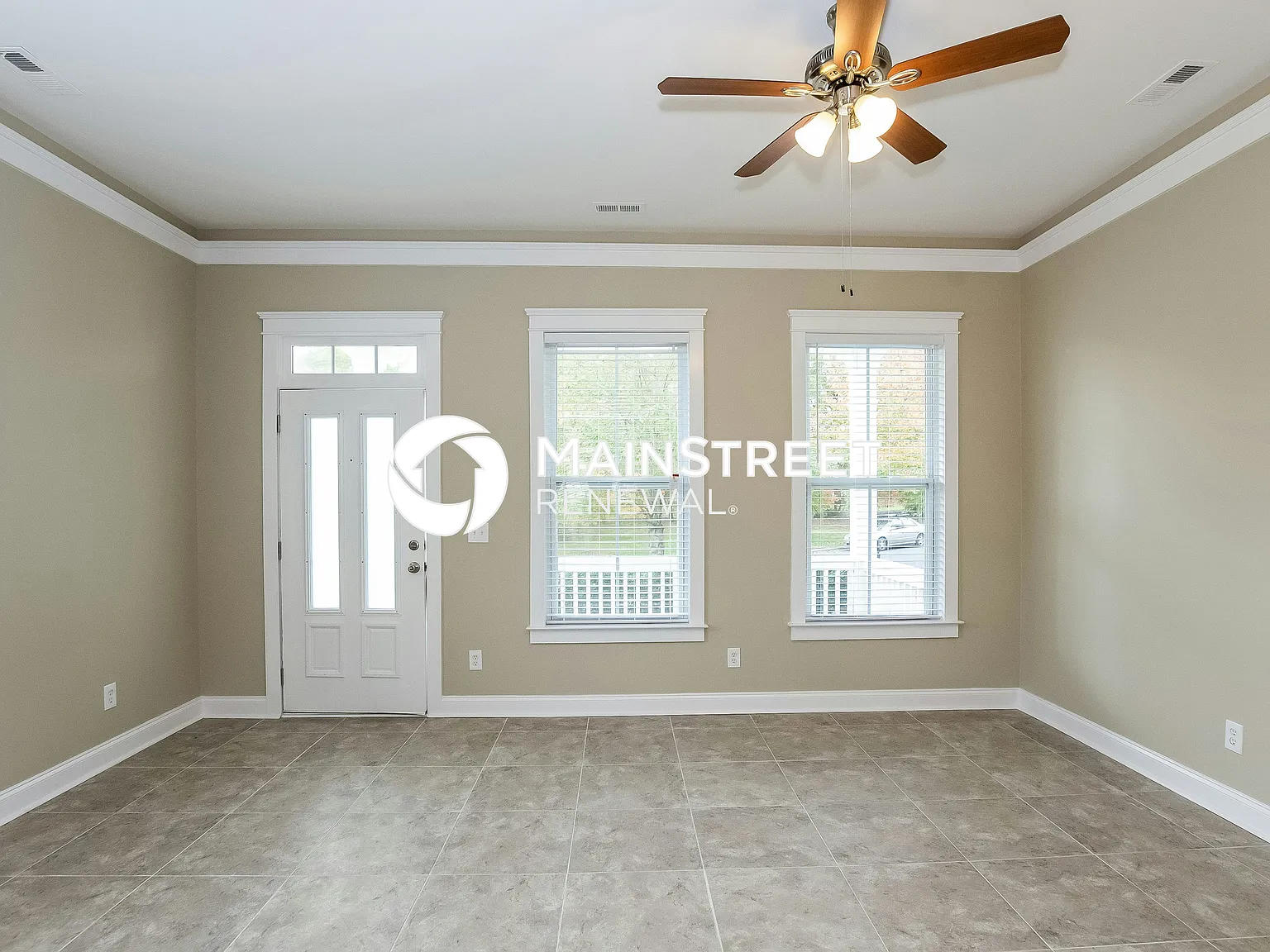 13343 Mercer Dr — Photo 2