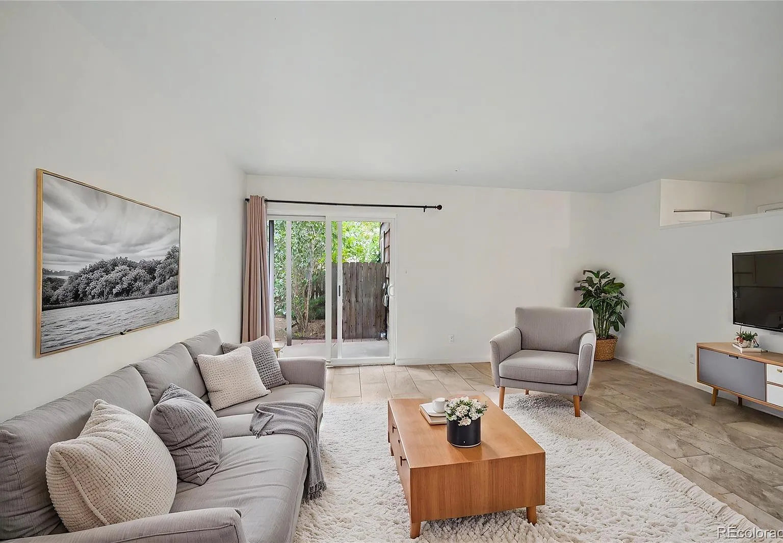 1 bed, 1.0 bath, 590 sqft, $1,845 — Photo 4