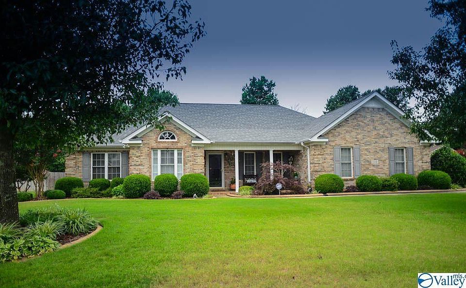1st image of 116 Ada Dr SE