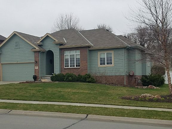2nd image of 9921 Brentwood Dr