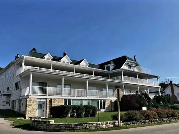 9976 Moravia St #1-N, Ephraim, WI 54211