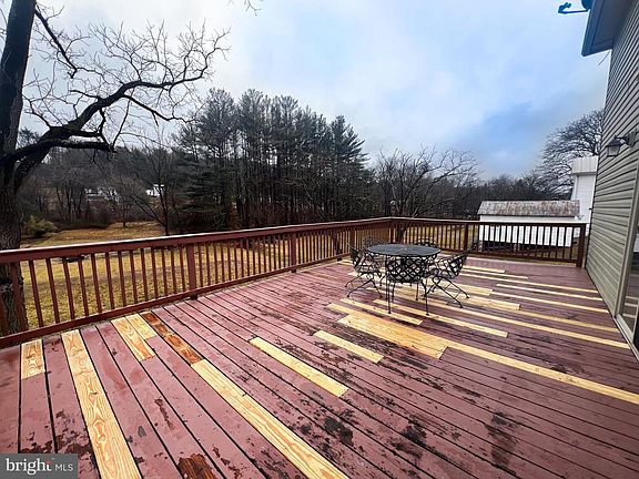 5th image of 80 Snook Rd