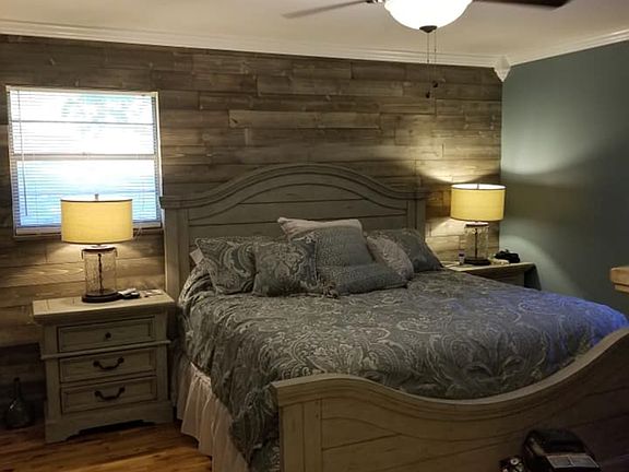 Beautiful master bedroom!