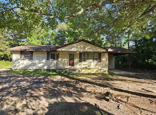 2100 N Webb St, Selma, NC 27576