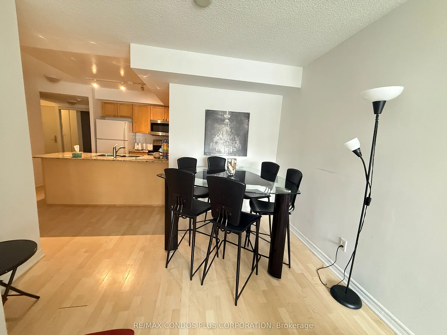 3 bed, $4,000 — Photo 4