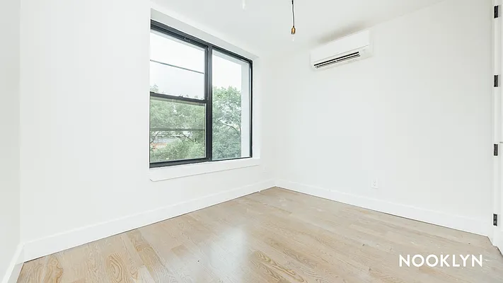 Rented by Nooklyn NYC LLC | media 48