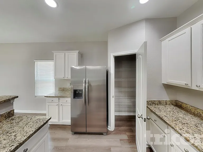 9203 Putnam Pl — Photo 4