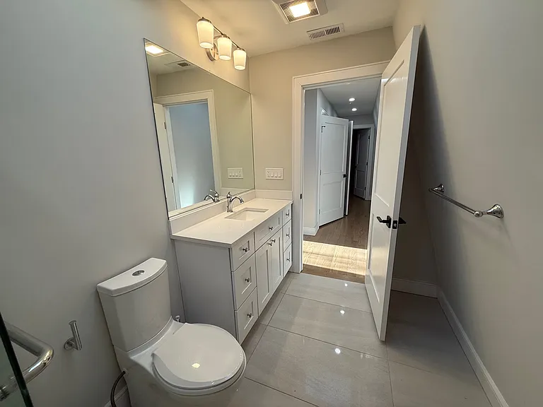 154 Trenton St #3B — Photo 16