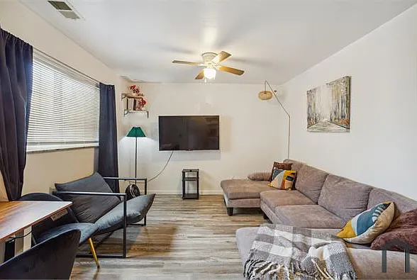 1 bed, 700 sqft, $1,150 — Photo 4