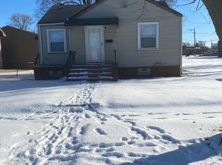 1069 Pierce St, Gary, IN 46402