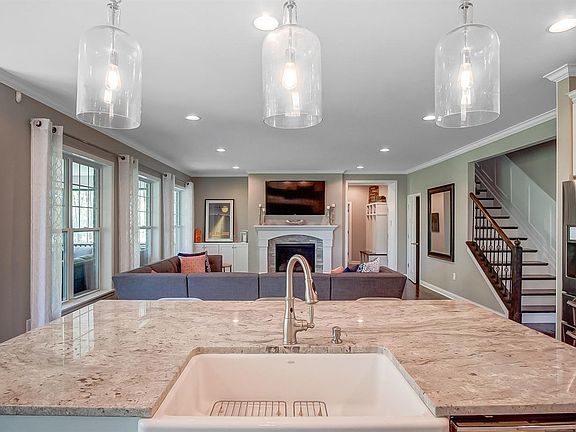 4th image of 4918 Whispering Creek Ct