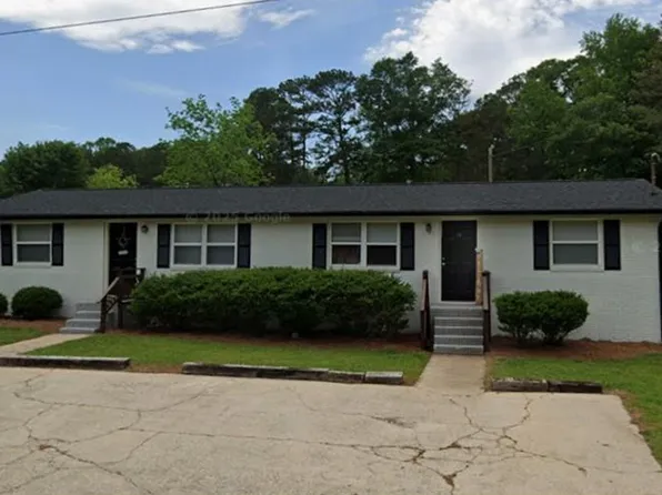 20 Gees Ln #2B, Carrollton, GA 30117