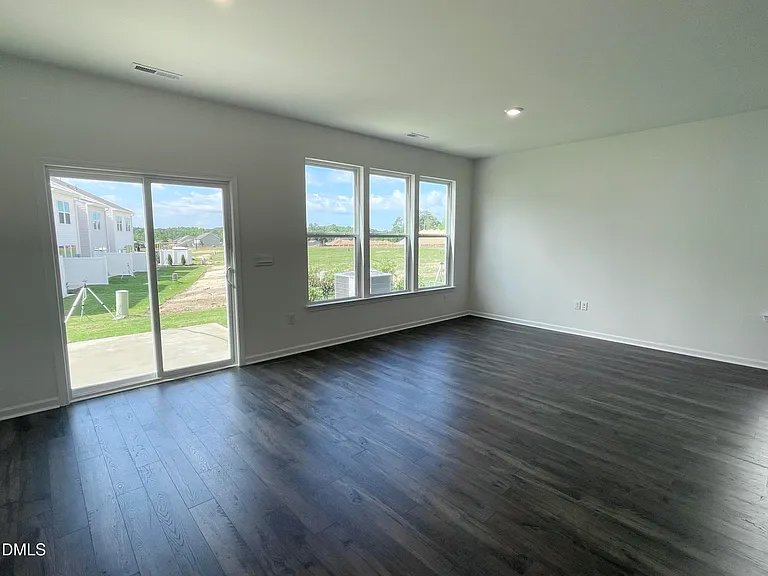 7424 Bourbon Briar Dr — Photo 8